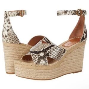 Tory Burch Selby Snake Printed Leather Wedge
Platform Espadrille Sandals 8 new